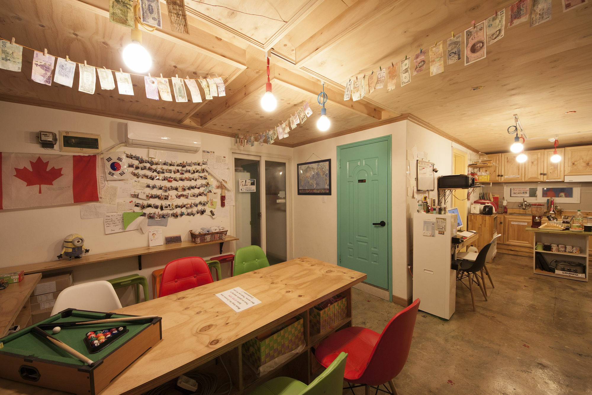 Hongdae Lazy Fox Hostel In Сеул Экстерьер фото